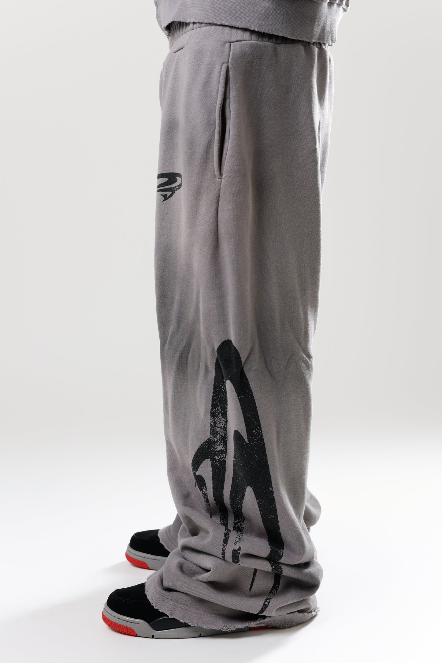 OUTRÍD Grey Distress Sweatpants